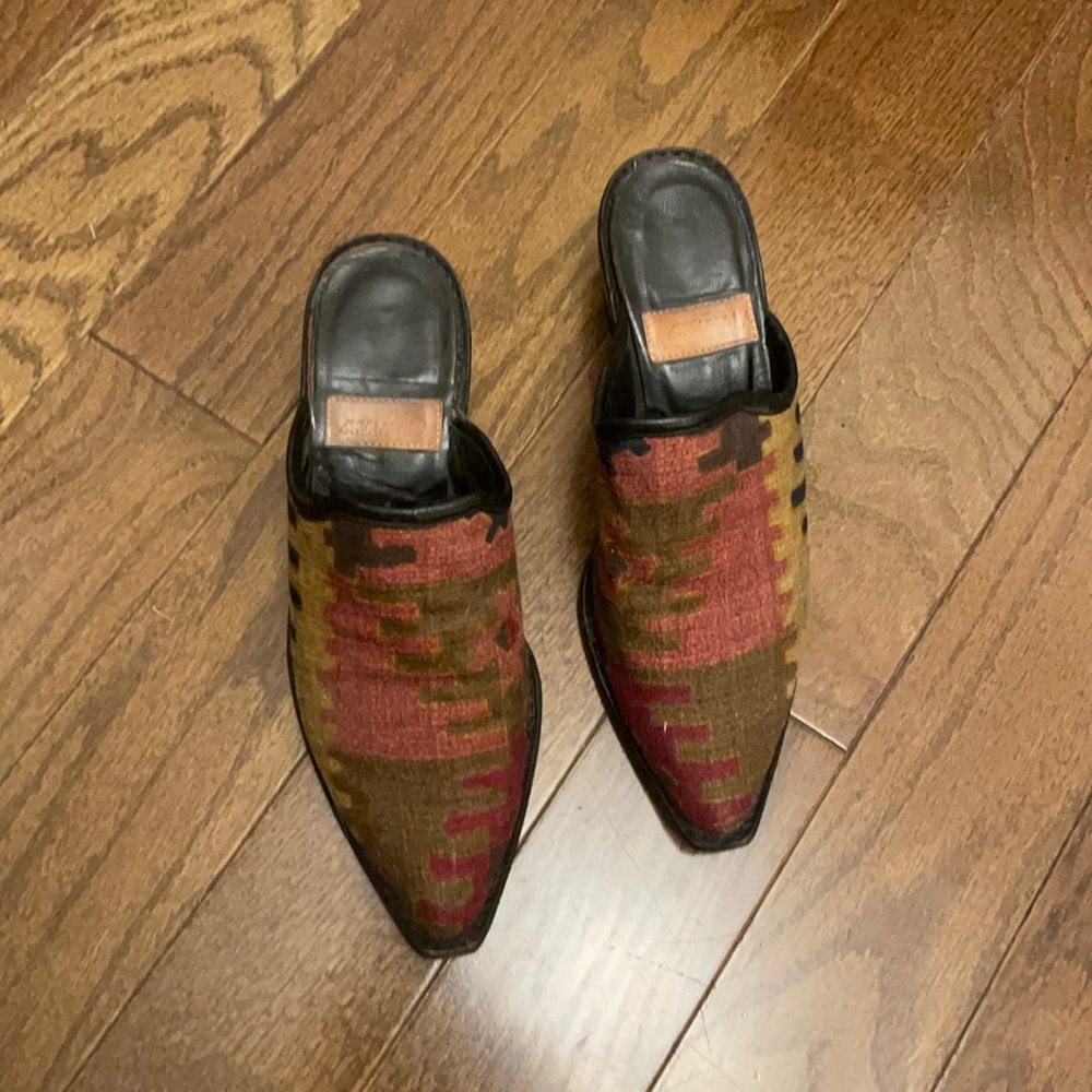 Vintage 90’s mules